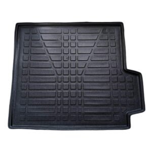 RizLine trunk mat designed for Range Rover IV (2012+)