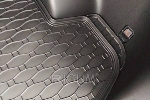 Гумена стелка за багажник Rigum за Hyundai Tucson (01.2021+)