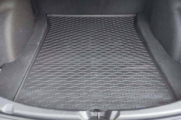 Гумена стелка за багажник Rigum за TESLA Model 3 (07.2017+)