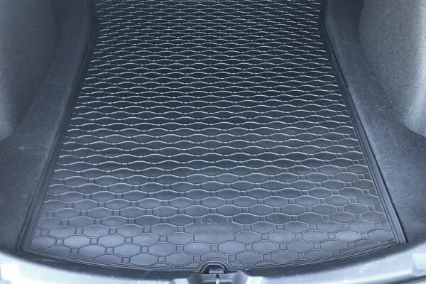Гумена стелка за багажник Rigum за TESLA Model 3 (07.2017+)
