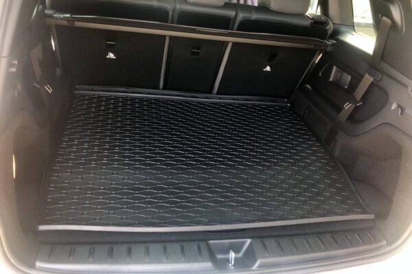 Гумена стелка за багажник Rigum за Mercedes-Benz EQB X243 (01.2021+)