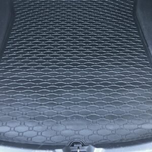 Гумена стелка за багажник Rigum за TESLA Model 3 (07.2017+)