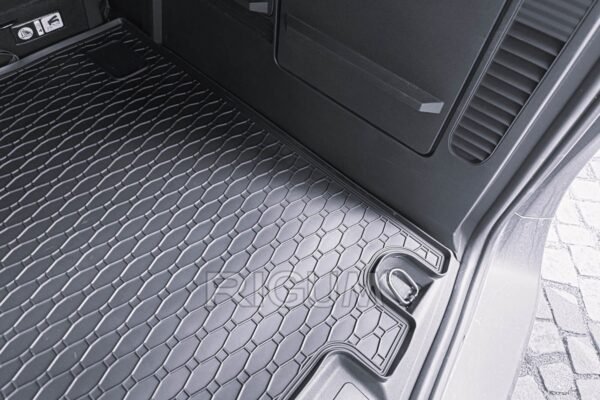 Гумена стелка за багажник Rigum за Ford Tourneo Courier (01.2023+)