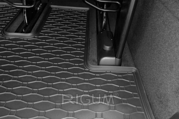 Гумена стелка за багажник Rigum за Mercedes-Benz EQV W447 (01.2020+)