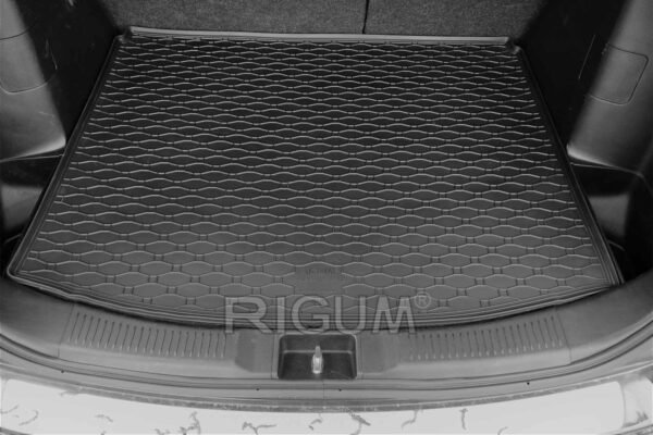 Гумена стелка за багажник Rigum за Suzuki SX4 S-Cross (01.2013+)
