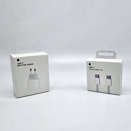 Комплект за iPhone, зарядно 20W + кабел USB-C към USB-C