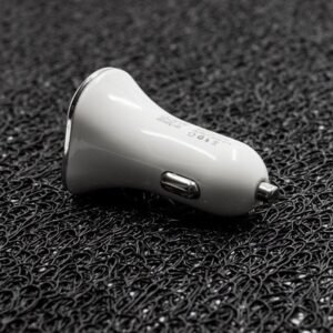 Зарядно за кола 12V LQ 2.1A, 2 USB порта, Бяло - Image 4